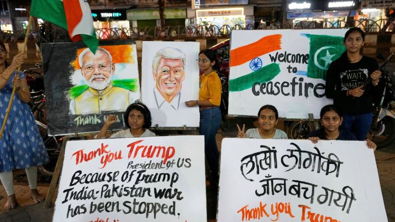 Konflikt zwischen Atommächten: Indien und Pakistan lassen Waffen schweigen