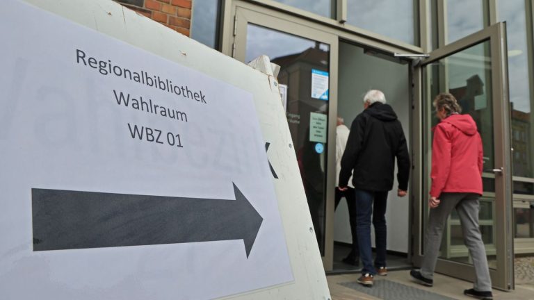 Wahlen: Nur ein Sieger bei Landratswahlen - Stichwahlen Ende Mai