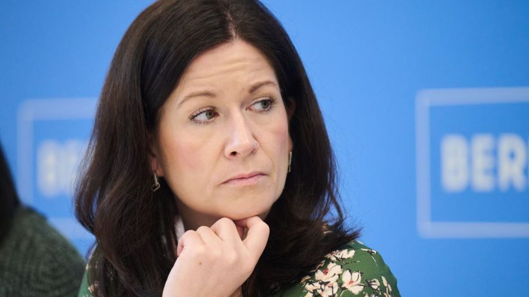 Schulen: Bildungssenatorin kritisiert geplanten GEW-Schulstreik