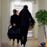 Schwangerschaft: Hebammen fordern Umdenken bei Geburtshilfe auf den Inseln
