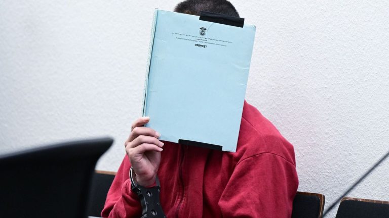 Kriminalität: Tödlicher Angriff auf Jogger: Schweigen auf der Anklagebank