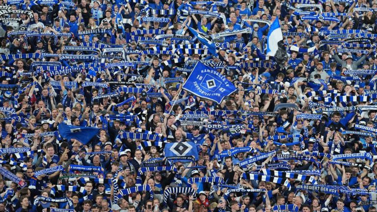 2. Fußball-Bundesliga: HSV feiert Aufstieg mit Rathausempfang und Truck-Umzug