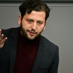 Banaszak wirft Schwarz-Rot mangelnden Ehrgeiz beim Klimaschutz vor