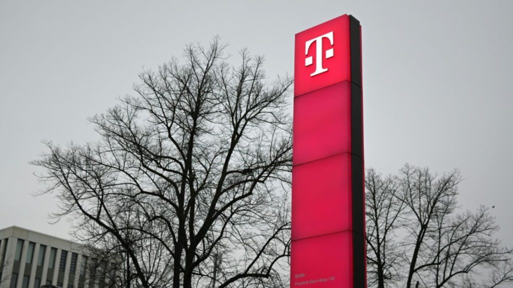Steigende Kundenzahl und gutes US-Geschäft: Telekom hebt Jahresziele an