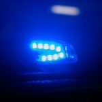 Polizei: Mann bedroht Passanten mit Messer