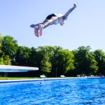 Freizeit: Umfrage: Schwimmbadbesuch könnte teurer werden