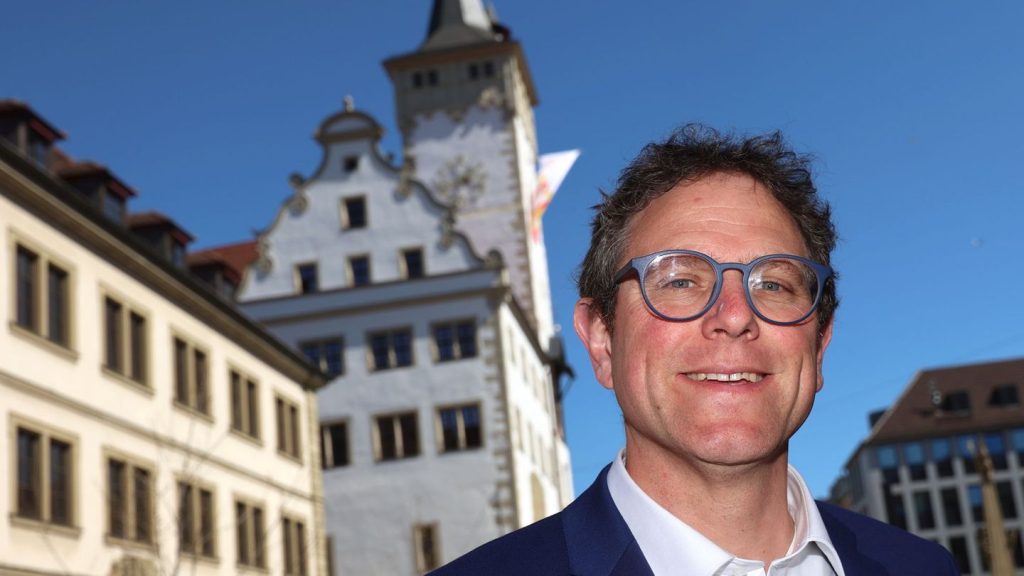 Grüner im 1. Durchgang vorn: Würzburger bestimmen neuen OB in Stichwahl