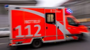 Herzogenaurach: Auto kracht in Bikergruppe - Zwei Menschen sterben