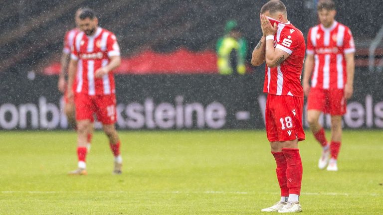 3. Fußball-Liga: Cottbus und Rostock liefern nicht - Dresden verpasst Titel