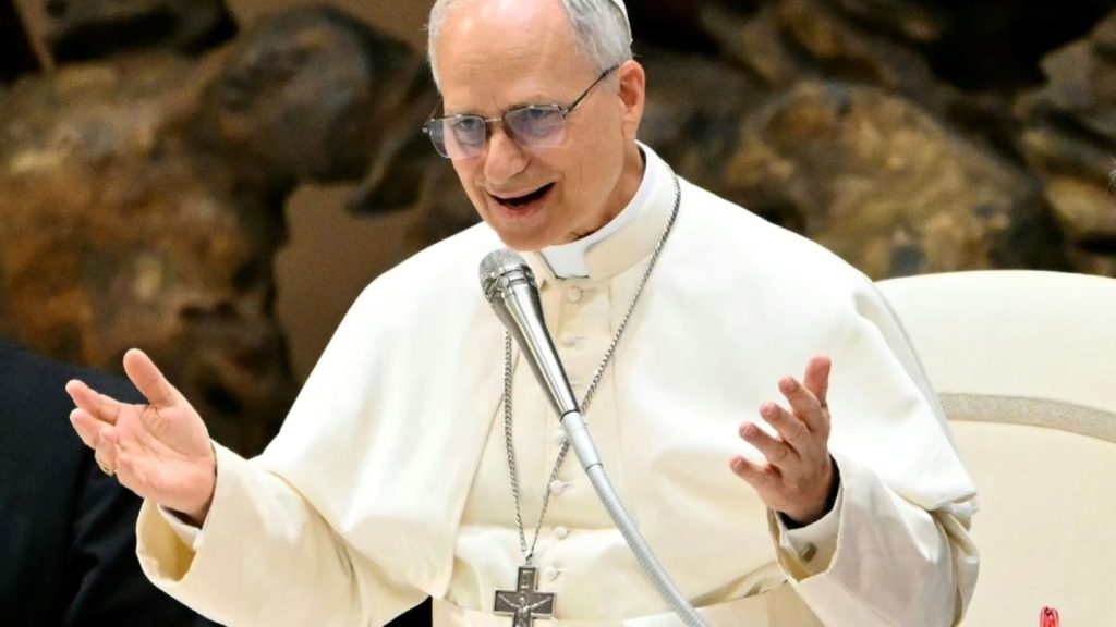 Papst Leo XIV. wird offiziell ins Amt eingeführt