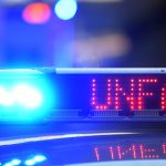 Unfälle: Drei Menschen bei Unfall mit acht Fahrzeugen verletzt