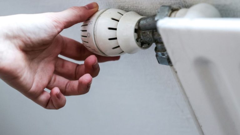 Umfrage: Großteil der Menschen in Deutschland durch Energiepreise belastet