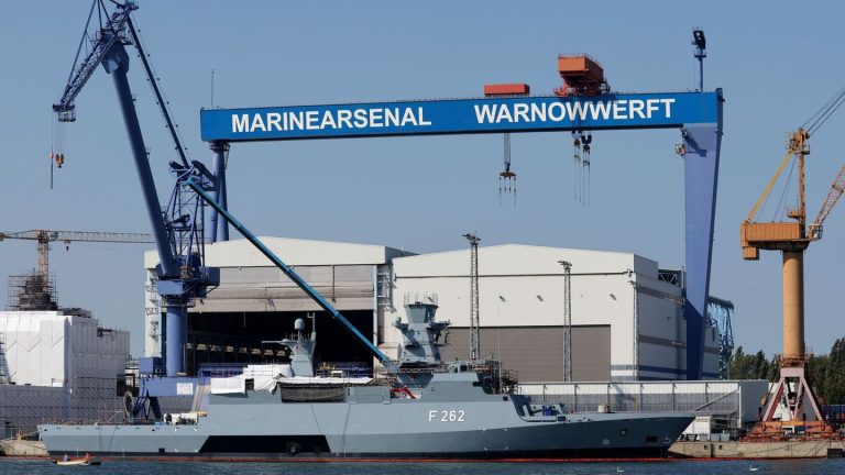 Maritime Wirtschaft: Marine gibt Fläche für Offshore-Zulieferer Neptun Smulders