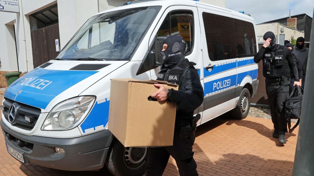 Rechtsextremismus: Ermittlungen wegen Rechtsterrorismus - Festnahmen in MV