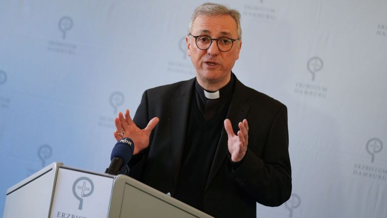 Flüchtlinge: Katholische Kirche investiert Millionen in Flüchtlingshilfe