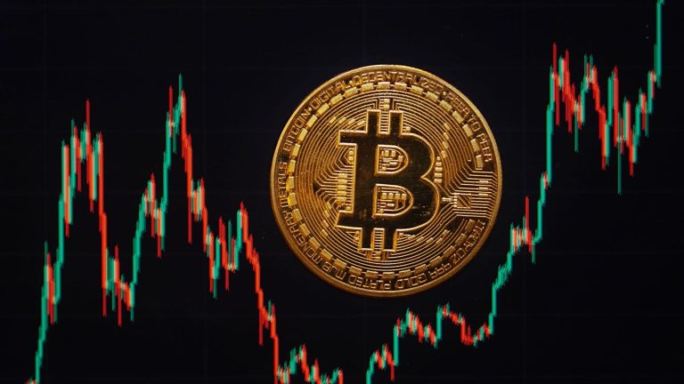 Kryptowährung: Bitcoin steigt auf fast 112.000 US-Dollar