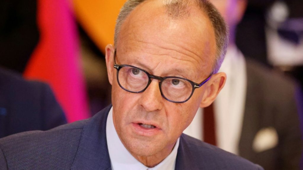 Neue Bundeswehr-Brigade: Merz und Pistorius bei Aufstellungsappell in Litauen