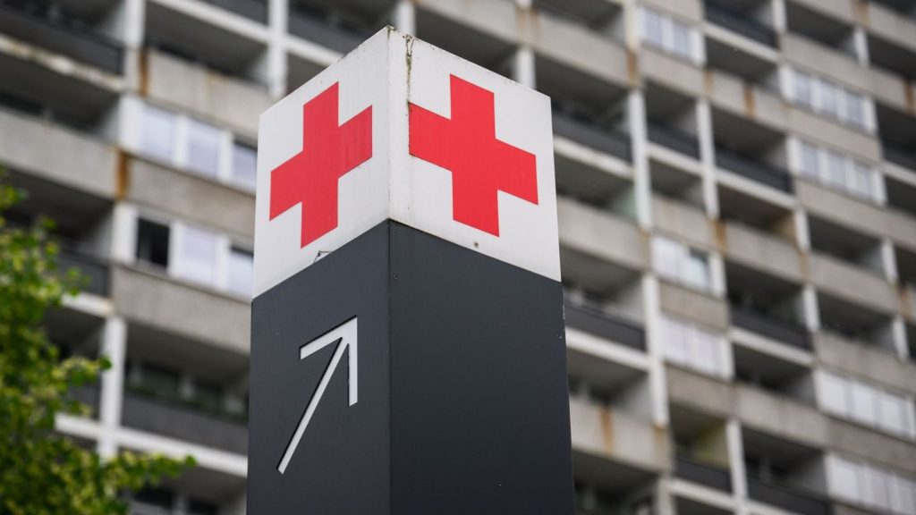Gesundheitsversorgung: Krankenkasse: Umfrage zeigt hohe Wertschätzung für Kliniken