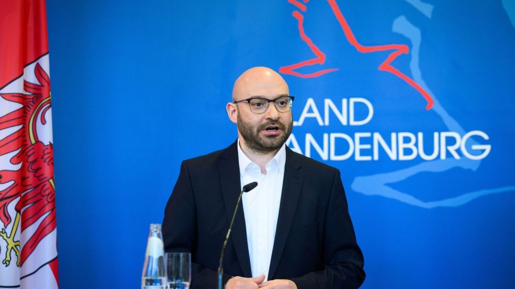 Personalie: Ex-Linker Wilke tritt Amt als Innenminister an