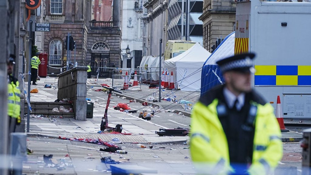 Großbritannien: Der "blanke Horror" in Liverpool: Ermittlungen laufen