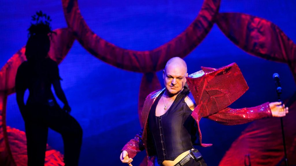 Im Juni auf Deutschland-Tour: Erasure-Sänger Andy Bell nach jeder Tournee "ziemlich faul"