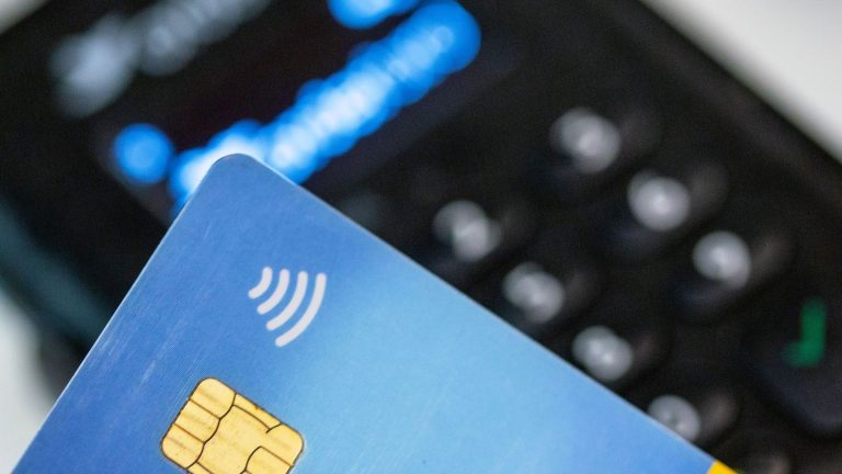 Vor allem Kartendiebstähle: Weniger Betrugsschäden mit der Girocard