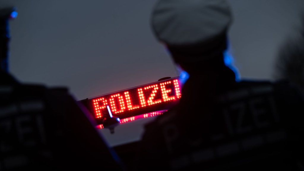 Kriminalität: Explosion vor türkischer Bäckerei - mutmaßlich Brandstiftung