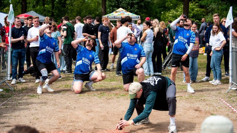 Weltmeisterschaft: Tausende bei Flunkyball-"WM" in Elmshorn