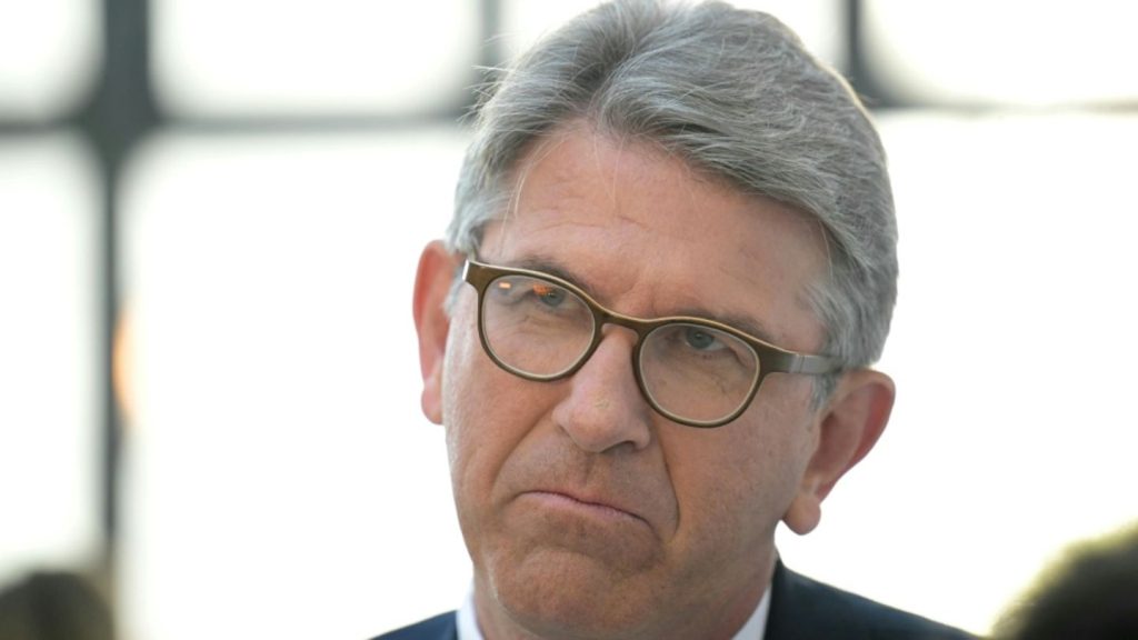 Kulturstaatsminister Weimer kündigt Zehn-Prozent-Abgabe für Internetkonzerne an
