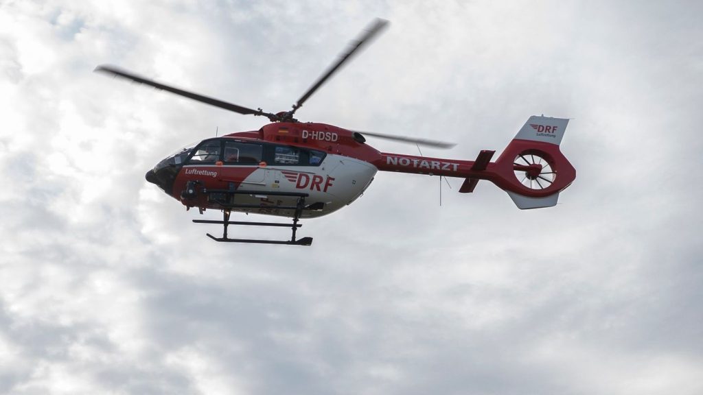 Tödlicher: Wohnmobil erfasst Motorrad - ein Toter, Frau in Lebensgefahr