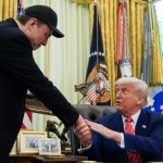 Lobeshymne und ein Veilchen am Auge: Trump verabschiedet seinen Berater Musk