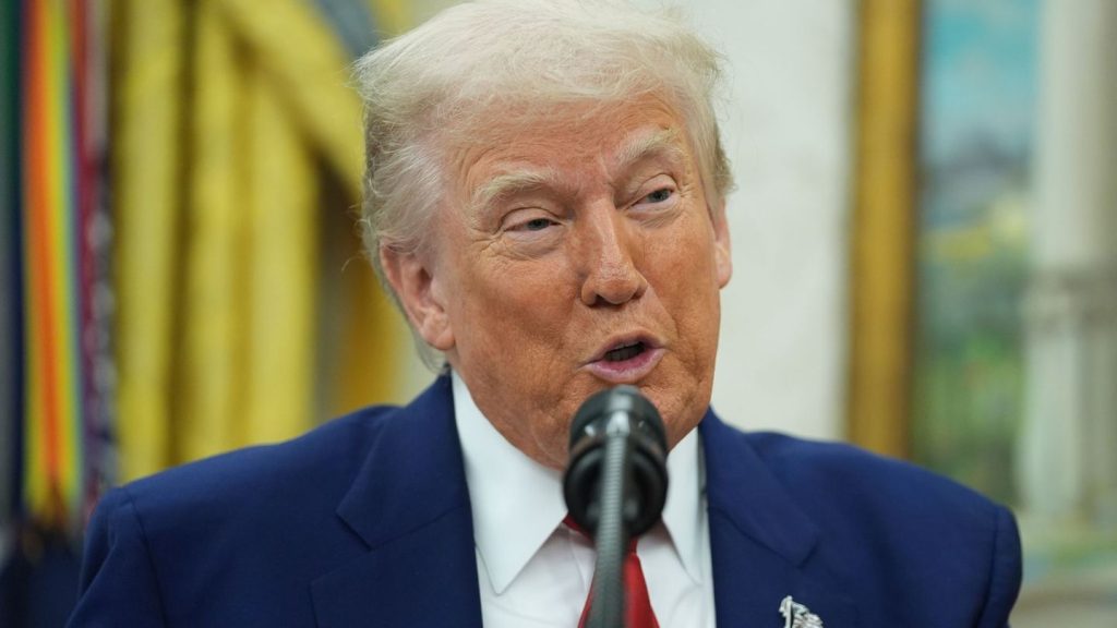 Handelsstreit: Punktsieg für Trump vor Gericht: Zölle vorerst weiter gültig
