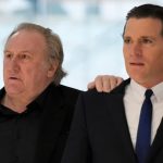 Ärger mit Fotograf: Angeklagt wegen Handgreiflichkeiten: Gérard Depardieu muss erneut vor Gericht