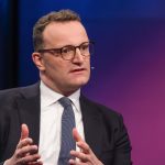 "Maischberger": Abstimmen mit Rechtsextremen? Spahn windet sich