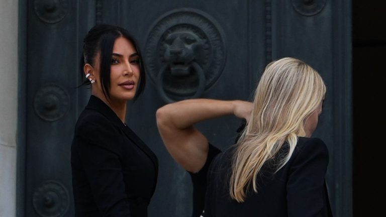 Prozess in Paris: Raubüberfall auf Kim Kardashian: "Opa-Gangster" zu Haft verurteilt