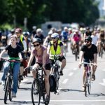 "Alle aufs Rad": Tausende fahren bei Fahrradsternfahrt durch Berlin