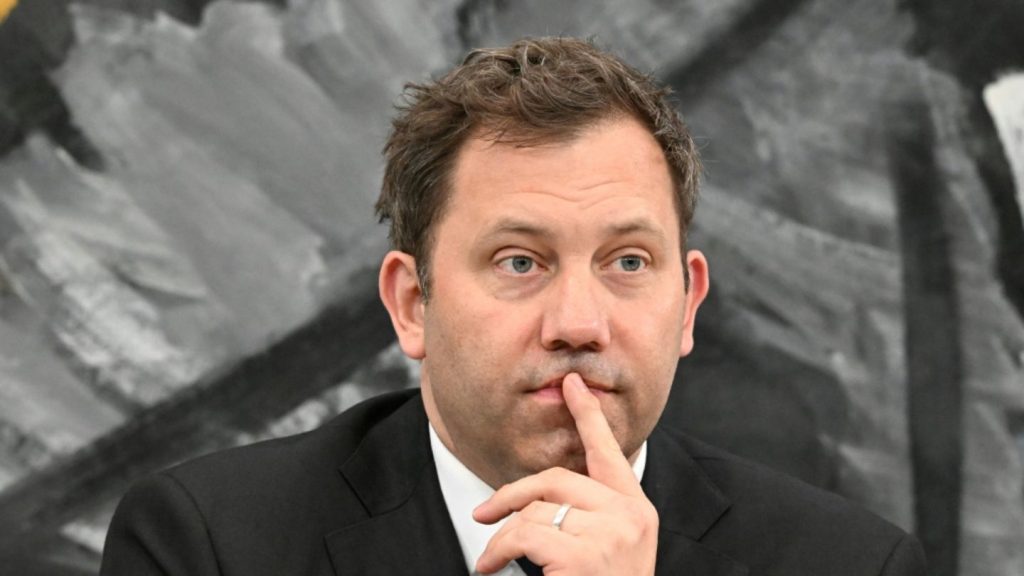 Klingbeil bringt umfassende Steuerentlastungen für Unternehmen auf den Weg