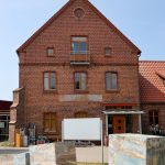 Gemälde werden versteigert: Kunstauktion in Wieck – Fokus auf moderne Malerei