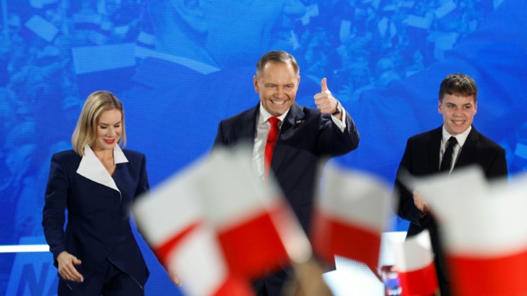 Rechtsnationalist Nawrocki wird Präsident in Polen - Sorge um pro-europäischen Kurs in Warschau