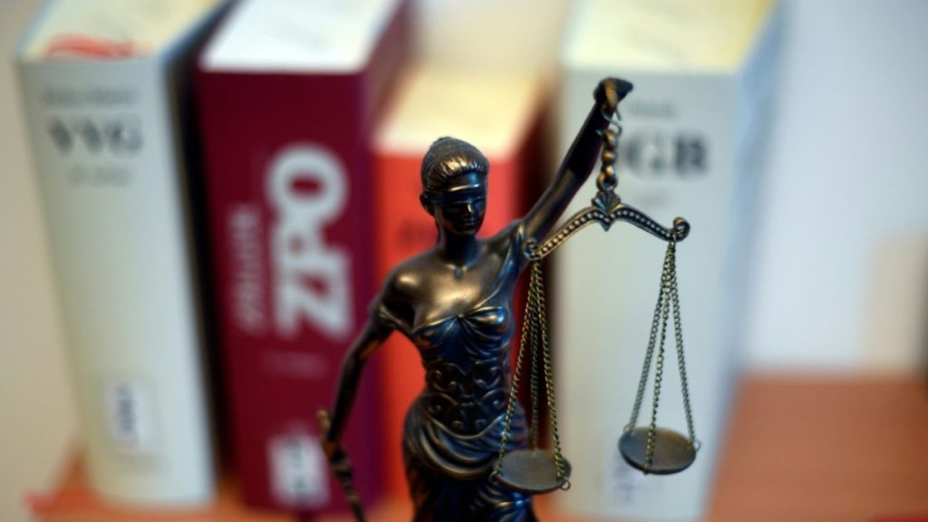 Bericht: Deutliche Zunahme bei Klagen gegen Asylbescheide