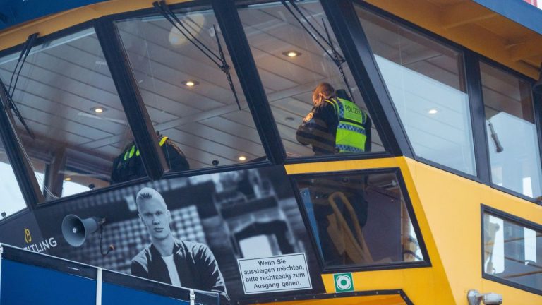 Unglück mit Verletzten: Fährunfall auf der Elbe - Ermittlungen gegen Schiffsführerin