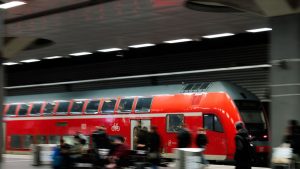 Bahnverkehr: Rechte Rheinstrecke: Vorbereitungen für Sanierung starten