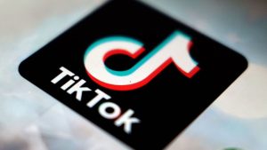 Kammergericht Berlin: Verbandsklage: Tiktok soll Verbrauchern Schadenersatz zahlen