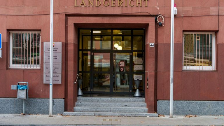 "Verabredung zum Verbrechen": Prozess gegen Jugendlichen beginnt - Amoklauf geplant?