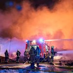 Großbrand in Berlin-Marzahn: Erneuter Brand auf Firmengelände in Marzahn