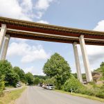 Spektakuläres Bauvorhaben: Premiere geglückt: Neuer A45-Brückenkoloss ist verschoben
