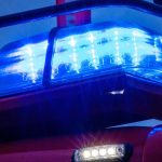 Mecklenburgische Seenplatte: Feuerwehr löscht brennende Halle mit Hunderten Strohballen
