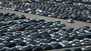 Autoindustrie fordert erneut Abkehr vom Verbrenner-Aus