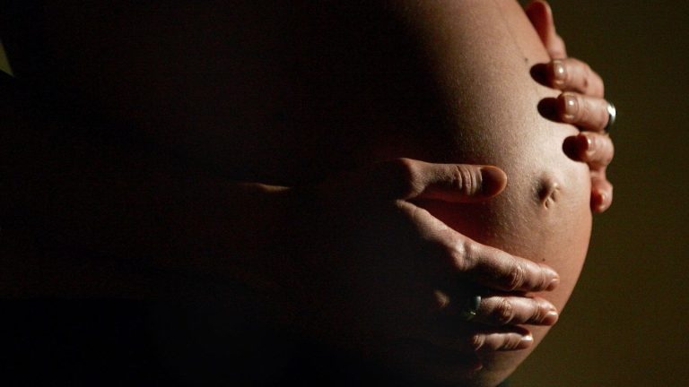 Bluttests: Barmer: Häufiger vorgeburtliche Tests auf Trisomien