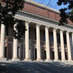 Bildung: Harvard klagt gegen Einreisestopp für ausländische Studenten